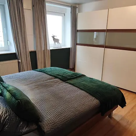 Appartement & Pfote Fell